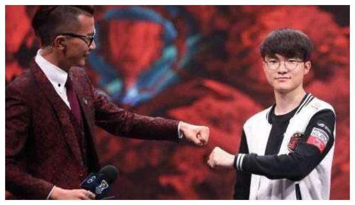 曾“单杀Faker”的主持人任栋，被封杀后复出引发热议