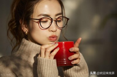 ​冬天喝红茶好还是绿茶好